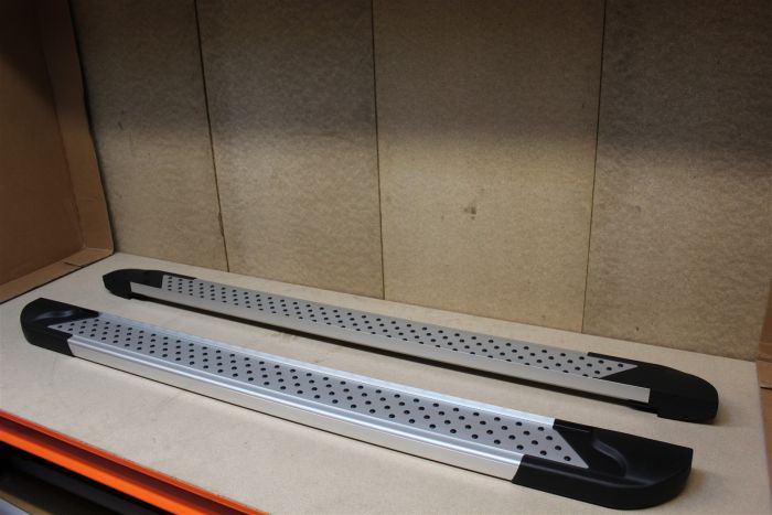 seat ateca running boards