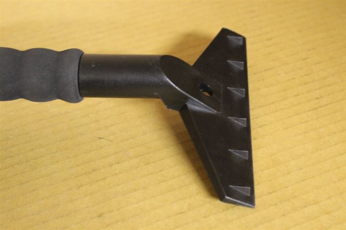 B66956847 ICE scraper New genuine part | Deutsche Parts