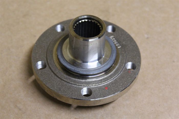 95511637 Wheel Hub New genuine part | Deutsche Parts