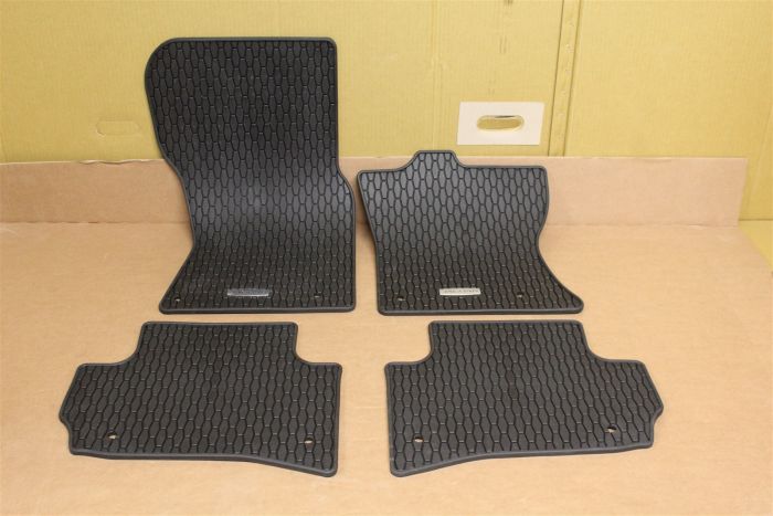 T4A5564 Floor mats New genuine part Deutsche Parts