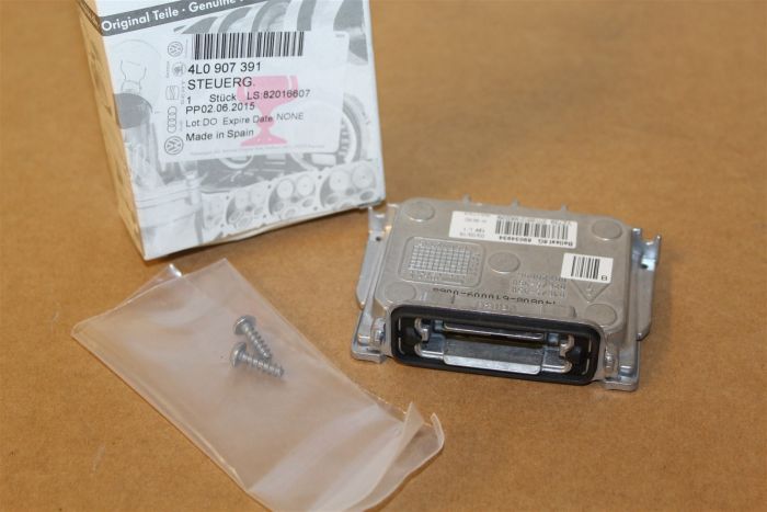 Audi Q7 Gas Discharge Headlight Control Unit 4L0907391 New Genuine VW ...