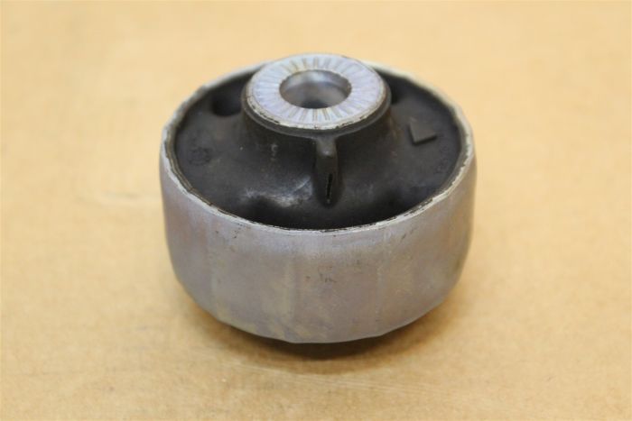 5Q0407183L RUBB MOUNT New genuine part | Deutsche Parts