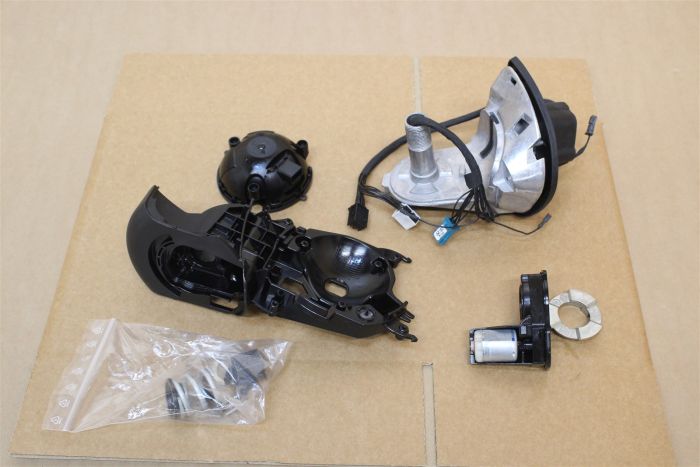 A2038109676 Mirror Housing New genuine part | Deutsche Parts