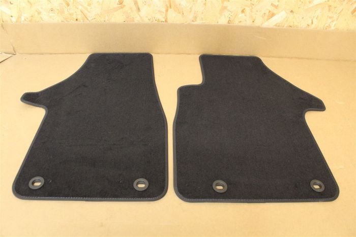 7H2061245ERUY FLOOR MAT New genuine part | Deutsche Parts