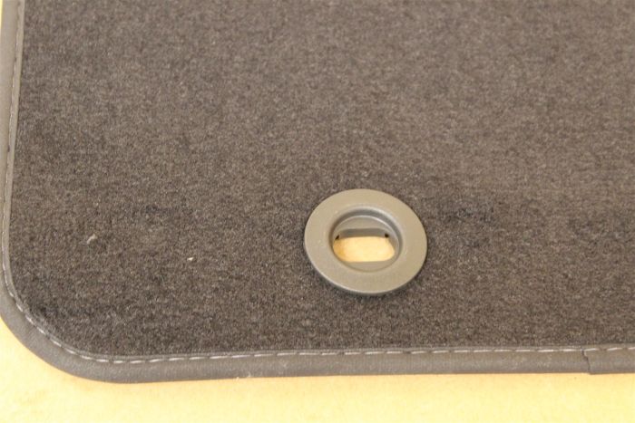 7H2061245ERUY FLOOR MAT New genuine part | Deutsche Parts