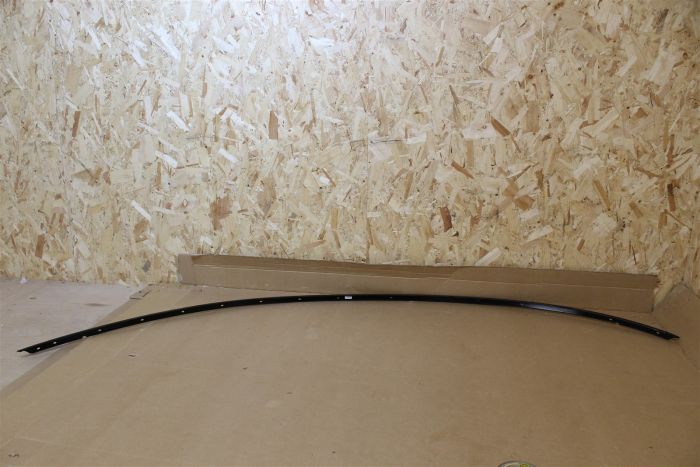 A1176730383 Roof Moulding New genuine part | Deutsche Parts