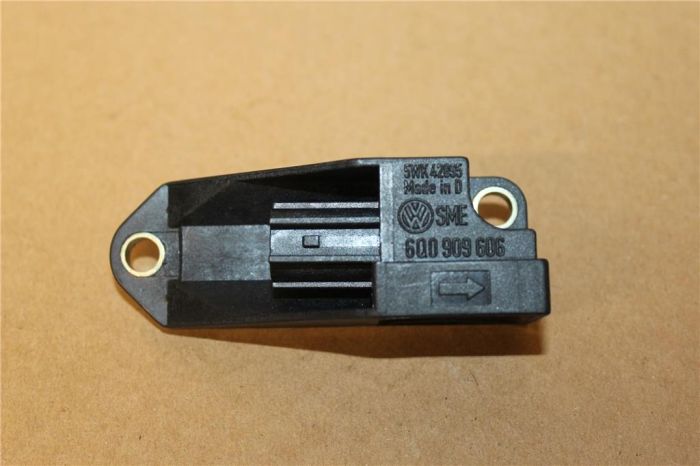 Front Lateral Acceleration Sensor VW Transporter T5 6Q0909606 00R New ...