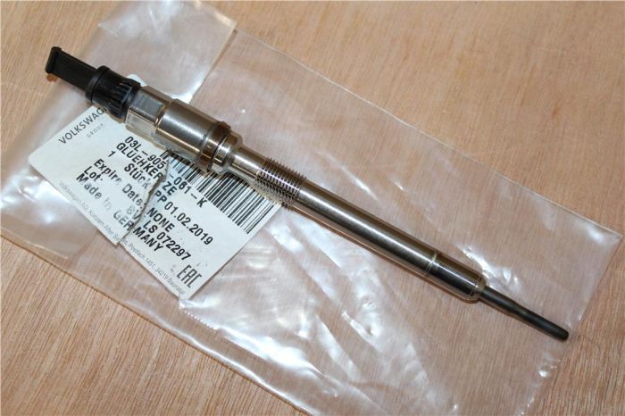 Glow Plug With Pressure Sensor BORGWARNER VW Golf MK8 03L905061K New ...