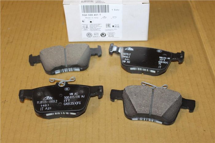 Rear Brake Pads Skoda Superb 2015 Onwards 5Q0698451T New Genuine Part ...