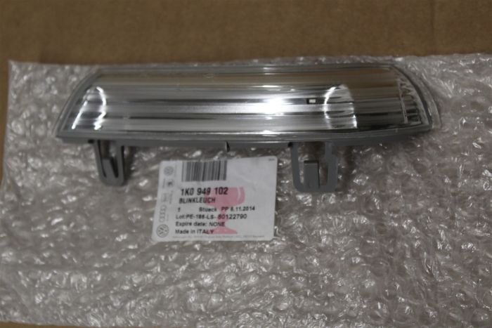 TURN SIGNAL 1K0949102 New Genuine Part | Deutsche Parts