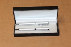 Ball Point & Roller ball Pen Set in Hardback Case ZGB4221411060 New Merchandise 
