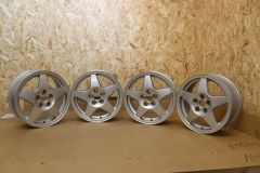 Set of 4 VW Corrado 15" Speedline alloy wheels. Brand new genuine VW 535601025D Z31