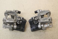 Pair of rear brake calipers left & right with complete with calipers motors carriers Golf MK7 Audi A3 Leon Toledo etc 8V0615423D / 8V0615424D