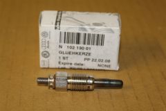 Early VW Audi Diesel 1977 -2002 Single Glow Plug N10213001 New genuine VW part