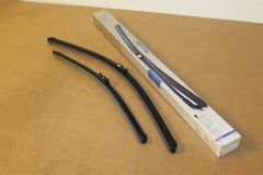 Side lock Front aero wiper blades Caddy 04-07 Touran 03-05 Genuine VW 2K2998002