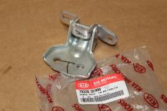 793203e000 - DOOR HINGE - GENUINE KIA PART