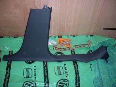 Skoda Superb 3T right lower B-pillar trim 3T0853370B New genuine Skoda part