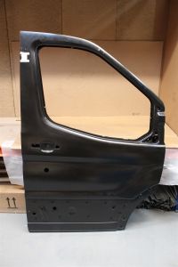 1941582 Door New genuine Ford part