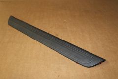 Left Front Door Sill Trim Strip Audi Q5 2009-17 8R0853373 01C New Genuine Audi