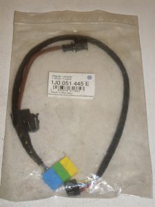 1J0051445E