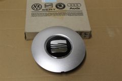 Single Centre wheel cap Ibiza Mk1 13 steel wheel  6K0601149P New Genuine Seat