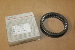 Gearbox sliding sleeve VW LT 1997 - 2007 000311315A New genuine VW part
