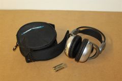 Single VOYAGER Wireless HEADPHONE SET  000051786 New genuine VW parts