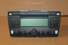 Skoda auto stream Radio unit but has signs of fitment AA0600002 