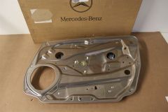 W212 E Class front right window lifter mech A2047202579 New Genuine  MB  part