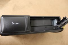 6 disc 12 pin CD autochanger Audi A2 / TT 8N8057111C New genuine Audi part