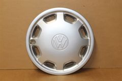 VW Golf Vento Polo 14' Single wheel trim 1HM601147  New genuine VW part
