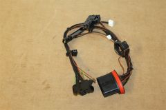 Skoda Octavia 09 -13 Right Headlight Adapter Loom 1Z0941813F New genuine VW part