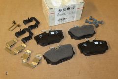 VW Sharan 02-05 Rear Brake Pads  7D0698451F New genuine VW part