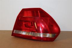 VW Passat USA & Canada Only Right Rear Outer Light 561945096H New genuine VW par