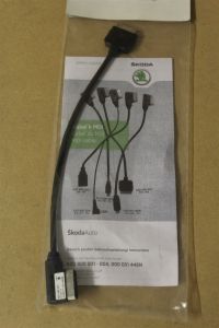 Skoda iPod adaptor loom for media interface AZO800001  New genuine Skoda part