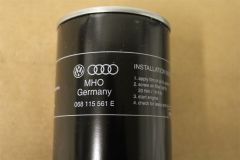 Engine oil filter Golf MK3 1.9 TDi Passat B4 068115561E New genuine VW part
