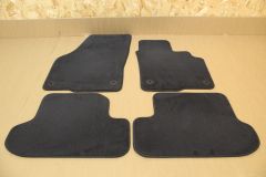 Set of 4 front & rear carpet mats VW Beetle 2012 onwards UK Right hand drive 5C2863011DISR New genuine VW parts