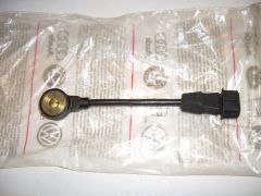 Bora Golf 4 Audi A3 Engine knock Sensor 06A905377 New Genuine VW Part 
