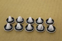 Sliding door cover retaining clips (pack of 10) VW Transporter T5 / T5.1 / T6 / T6.1 7E0843514 New genuine VW