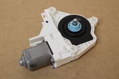 Rear right window motor Touareg Superb Yeti A1 A4 A6 Q3 Q5 8K0959811A Genuine VW