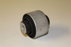 VW Audi Phaeton A6 A8 RS6 Front Lwr Arm Bush inner 4E0407182C New genuine VW par