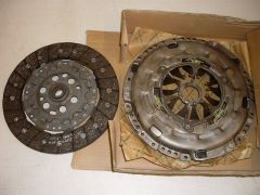 Clutch kit TDi 1.9 / 1.6 / 2.5 VW Audi Skoda SEAT (check) 03L141015PX Genuine VW