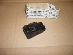 Skoda Octavia 97 -00 Door Mirror adjustment switch 1U2959565C New genuine Skoda