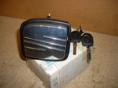 Tailgate Release Handle / Badge + 2 keys Seat Leon 00-06 NO C/L New genuine Seat