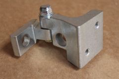7L0833402