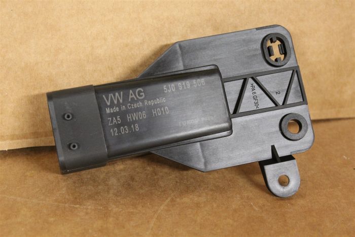 5J0919506 New genuine part | Deutsche Parts