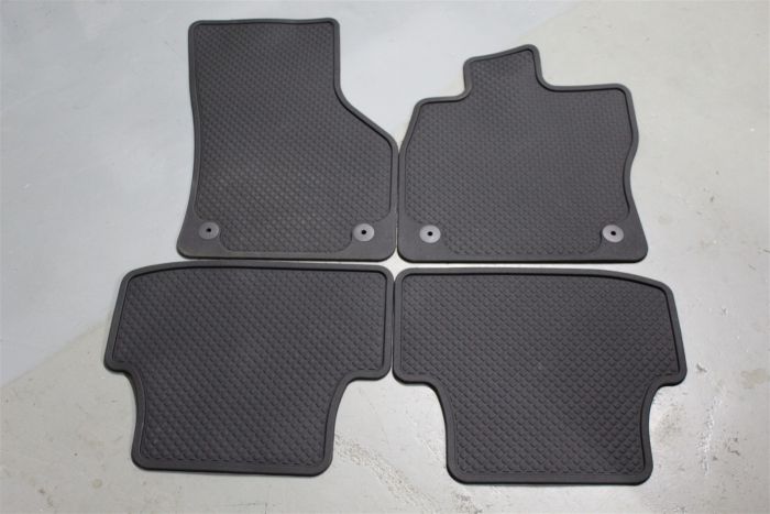 genuine seat leon car mats