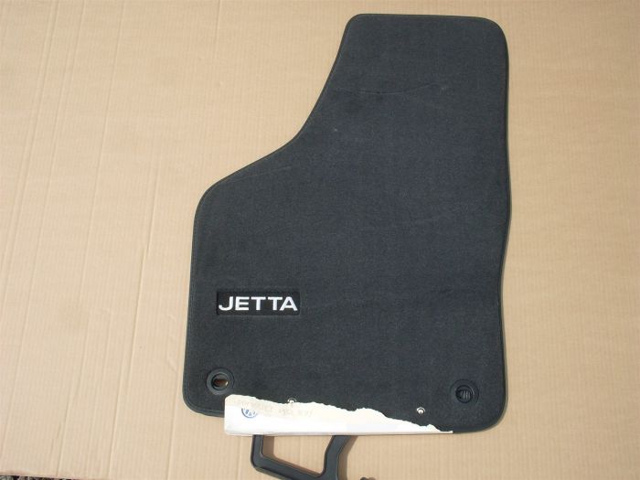 Vw Jetta Front Premium Carpet Mats 2006 08 1kr061275pa New