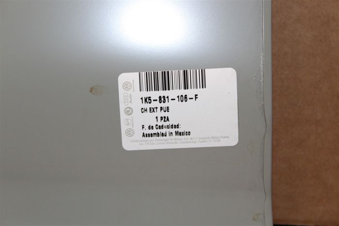 Right Front Door Skin Panel Golf Mk5 Mk6 ESTATE Jetta 1K5831106F