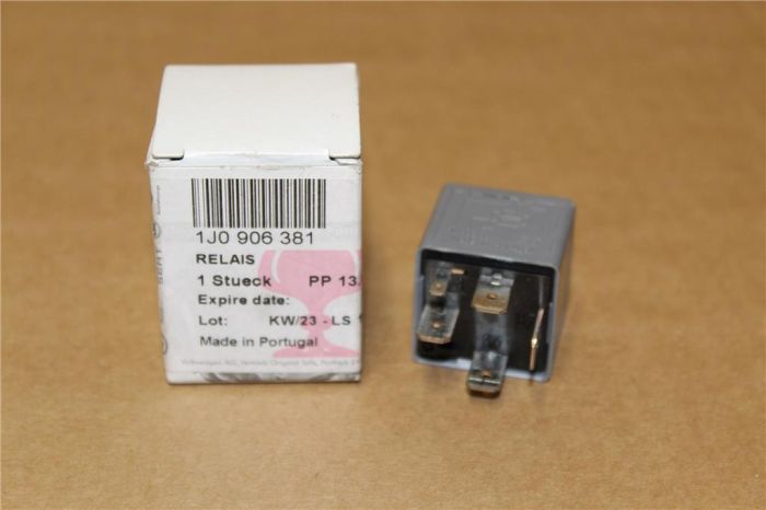 VW Various Fitments CHECK FIRST Contact Close Relay 1J0906381 New ...